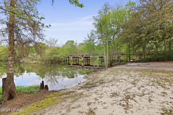$1,100,000 | 16703 Hendersonville Highway, Yemassee, SC 29945