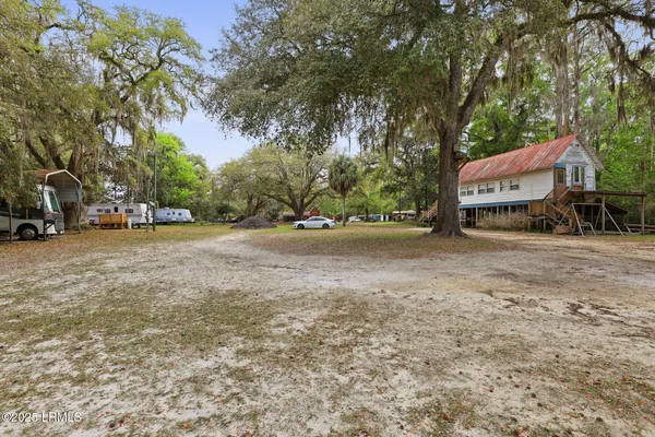 $1,100,000 | 16703 Hendersonville Highway, Yemassee, SC 29945
