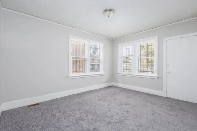 $935 | 2704 Webb Street, Detroit, MI 48206