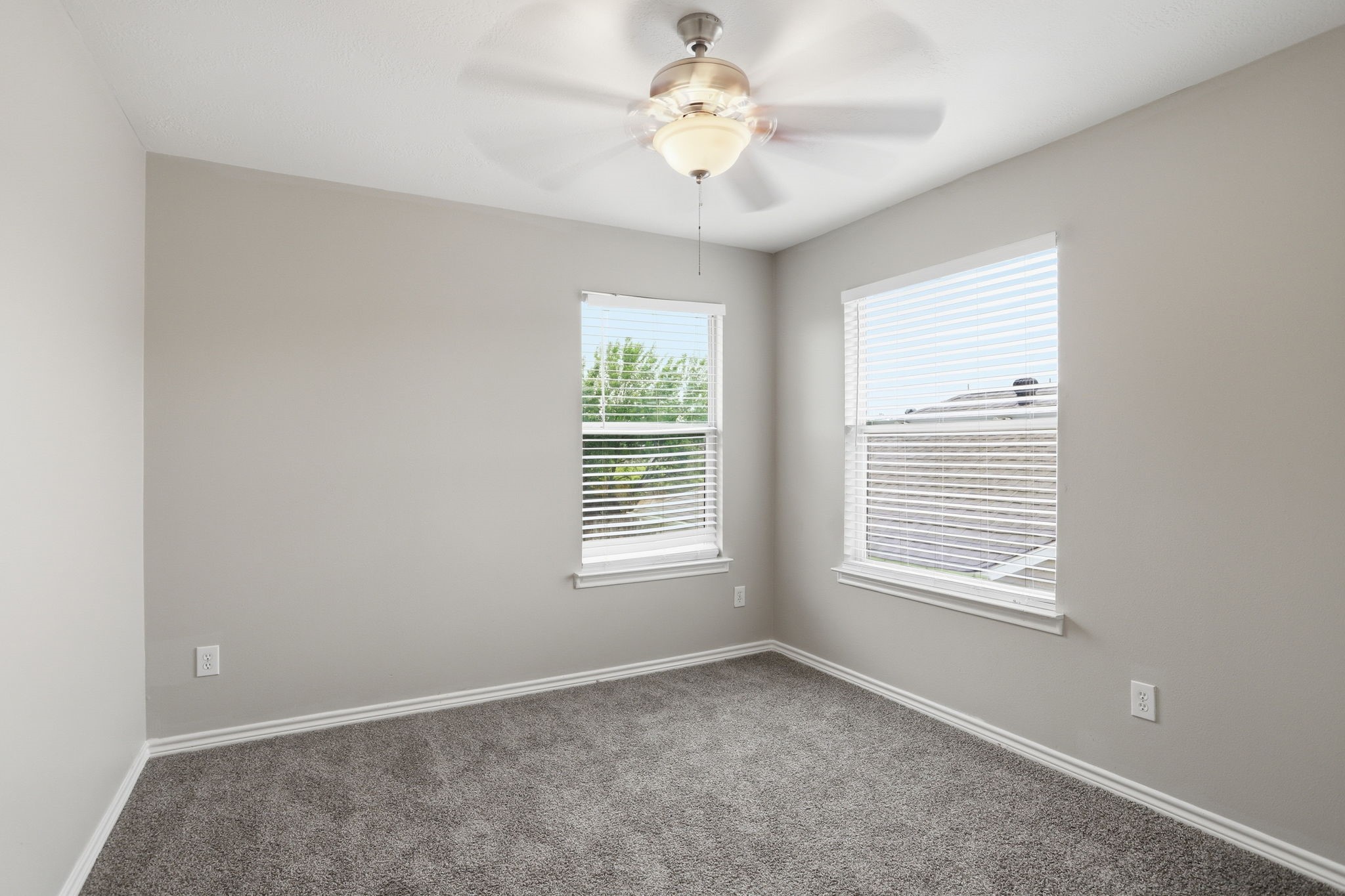 2325 Shady Tree Lane Conroe, TX 77301 - Photo 27 of 46