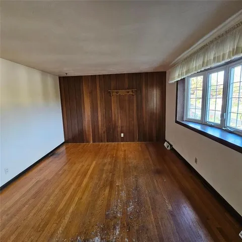 $168,000 | 1905 13th Street, Beaver Falls, PA 15010