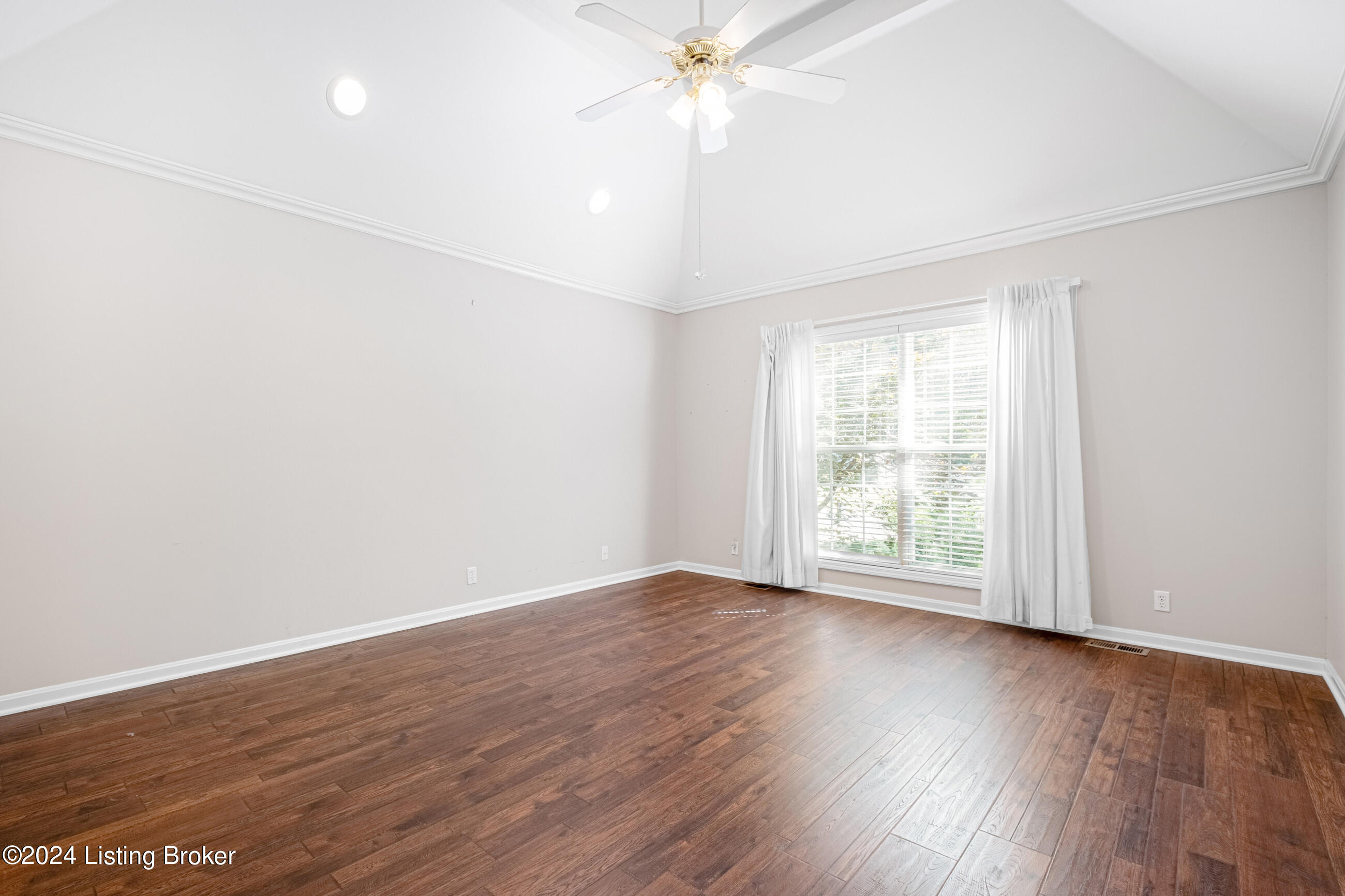 14031 Spring Mill Road Louisville, KY 40245 - Photo 16 of 54 14031springmill_046