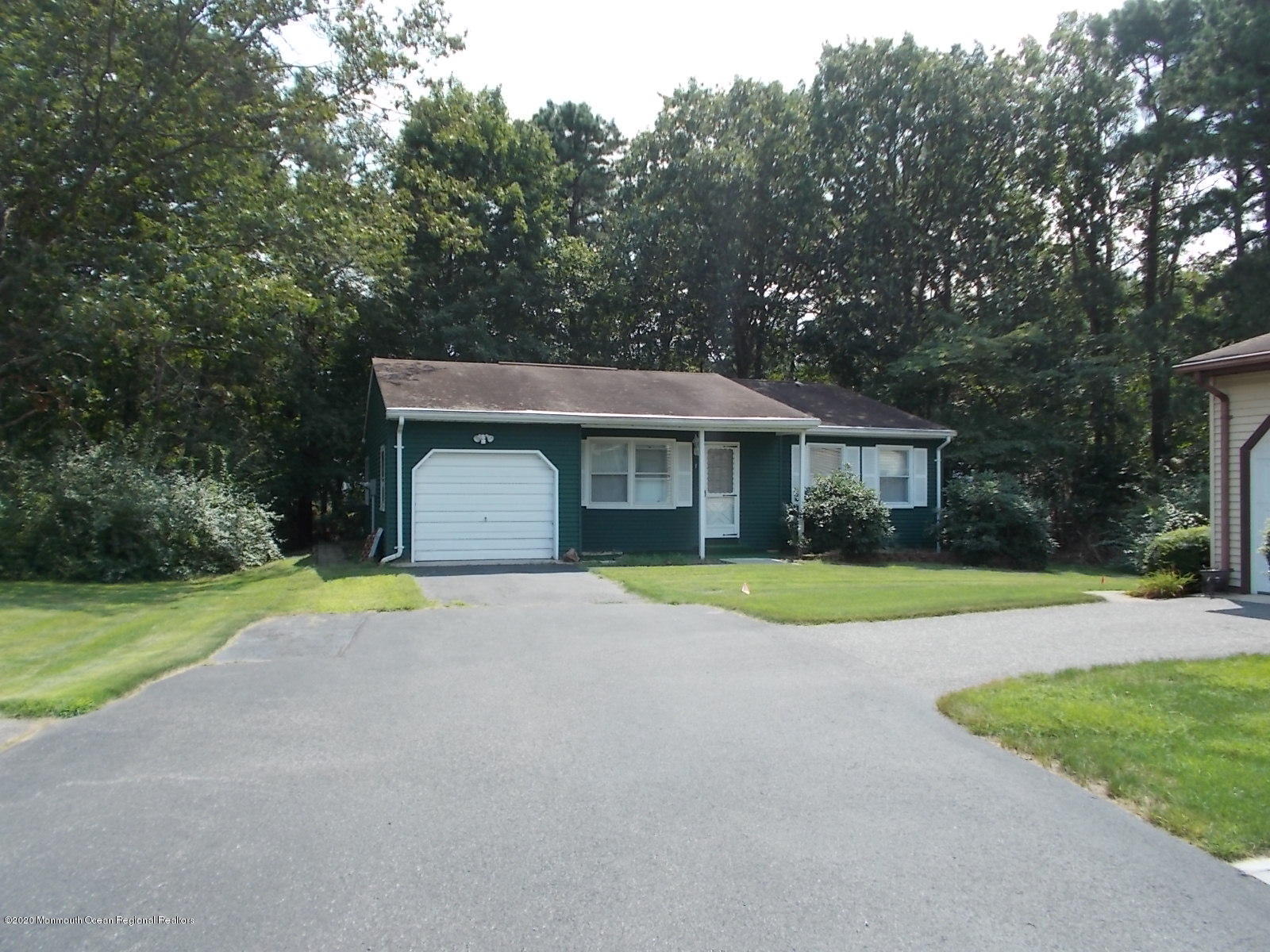 7 Hartford Road Whiting, NJ 08759 - Photo 1 of 9 DSCN3460front - Copy
