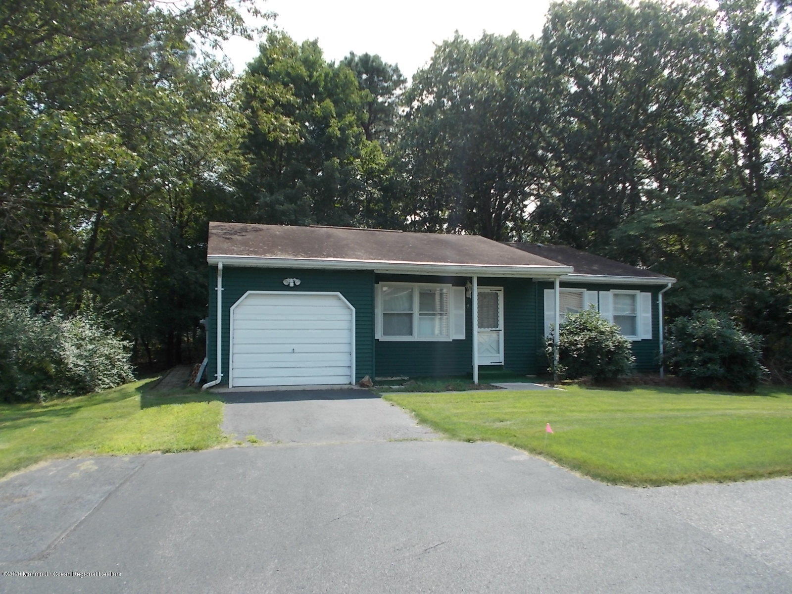 7 Hartford Road Whiting, NJ 08759 - Photo 2 of 9 DSCN3461front - Copy