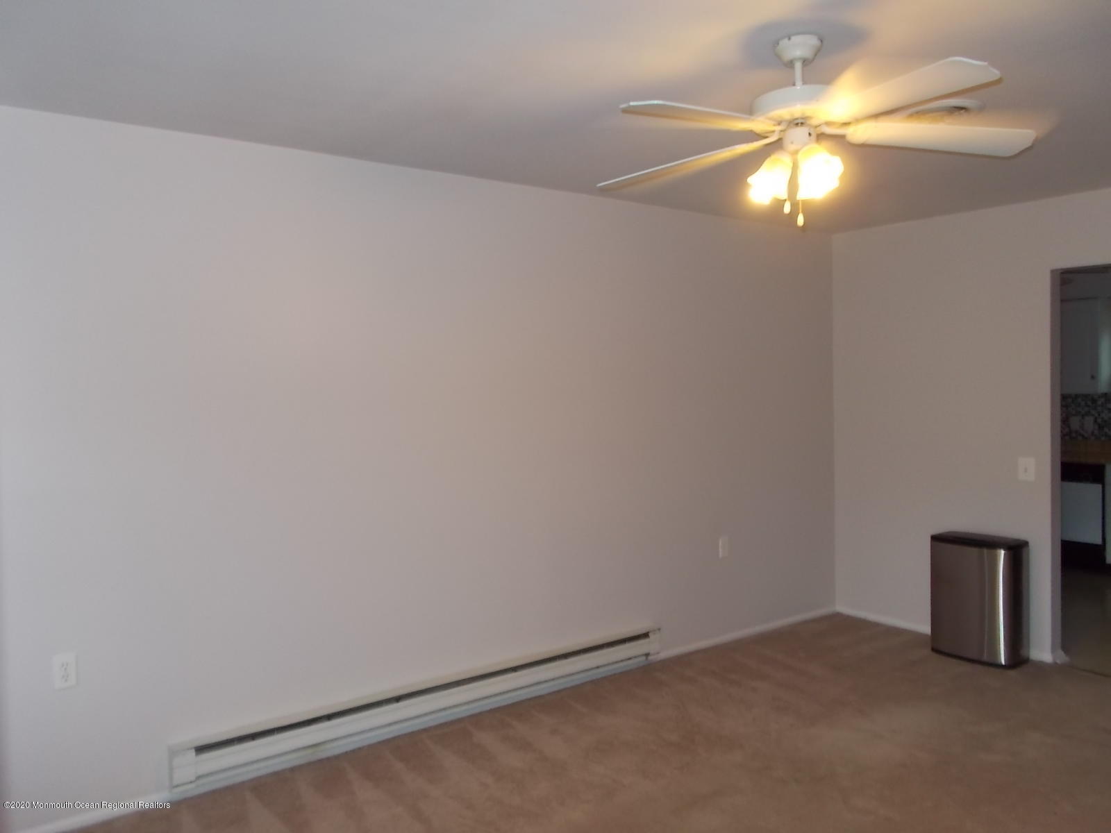 7 Hartford Road Whiting, NJ 08759 - Photo 5 of 9 DSCN3462lr - Copy