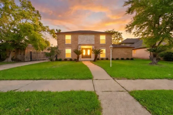 $515,000 | 7914 Oakington Drive, Houston, TX 77071