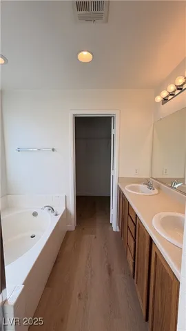 $2,050 | 9316 Golden Grape Court, Las Vegas, NV 89148