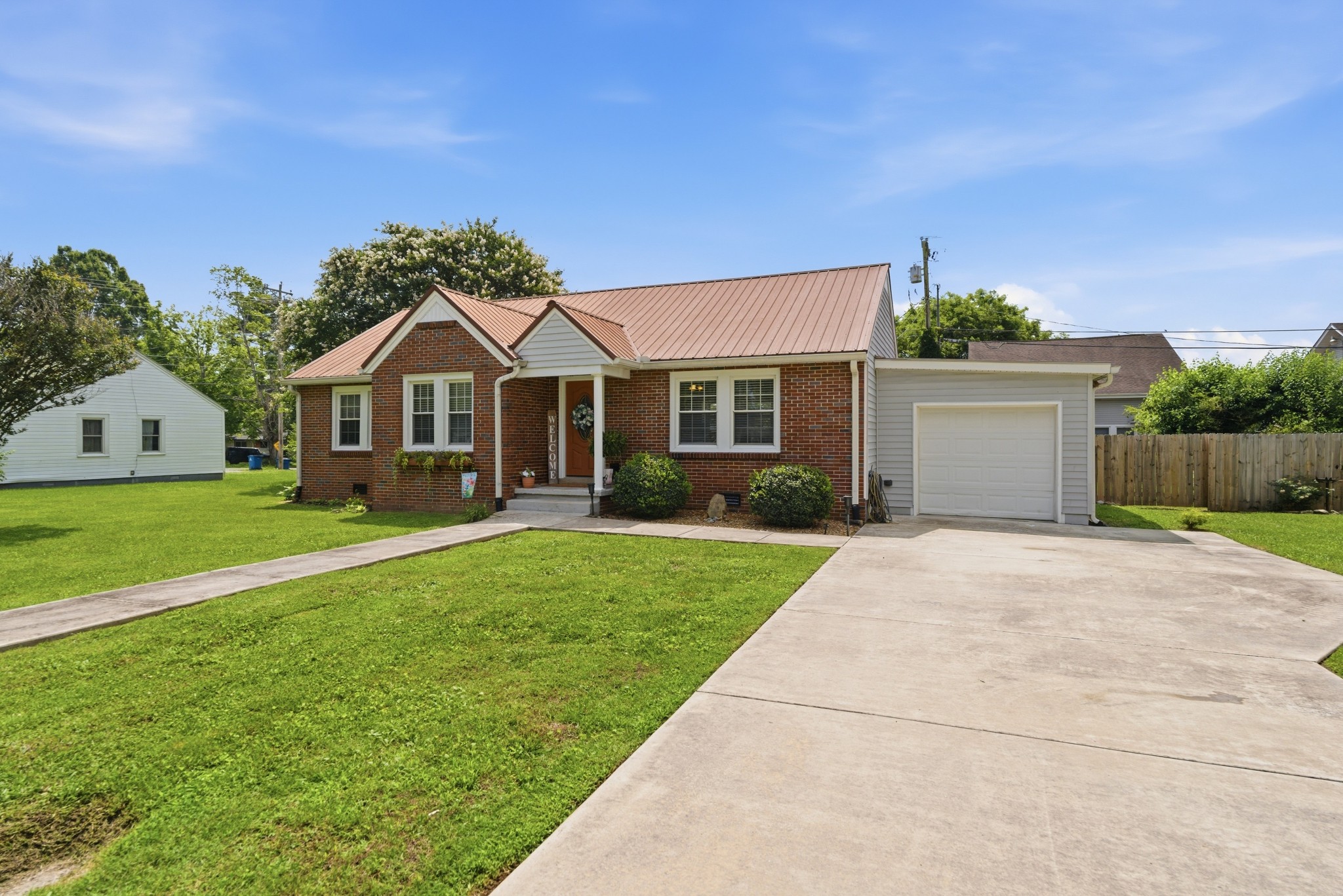 603 Johnson Street Manchester, TN 37355 - Photo 1 of 20
