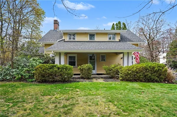 $324,900 | 3376 Darrow Road, Stow, OH 44224