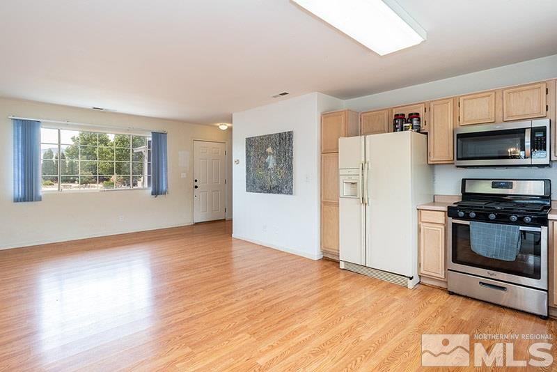 4970 Azurite Drive Reno, NV 89508 - Photo 8 of 14 Photo 8