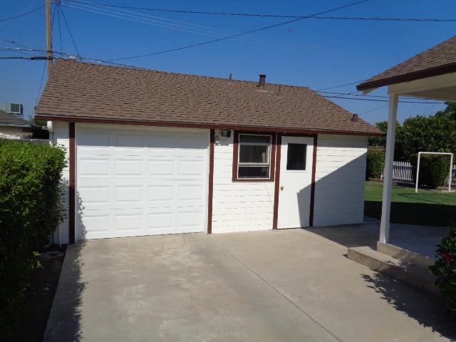 1059 South Rupert Avenue Reedley, CA 93654 - Photo 14 of 18