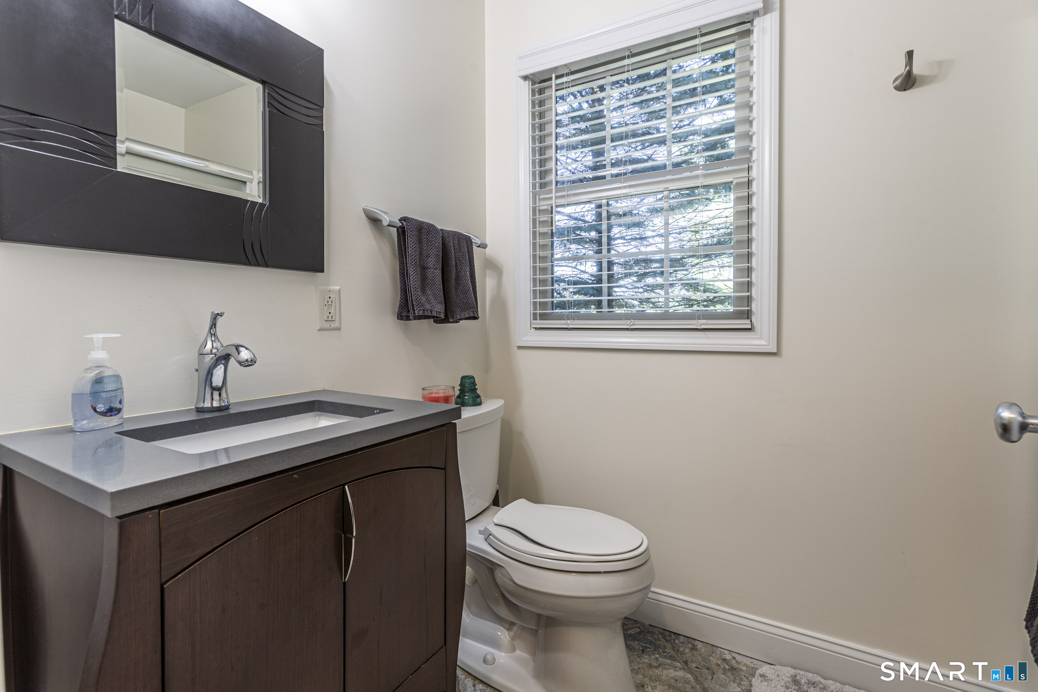 255 E Road East Windsor, CT 06016 - Photo 26 of 39