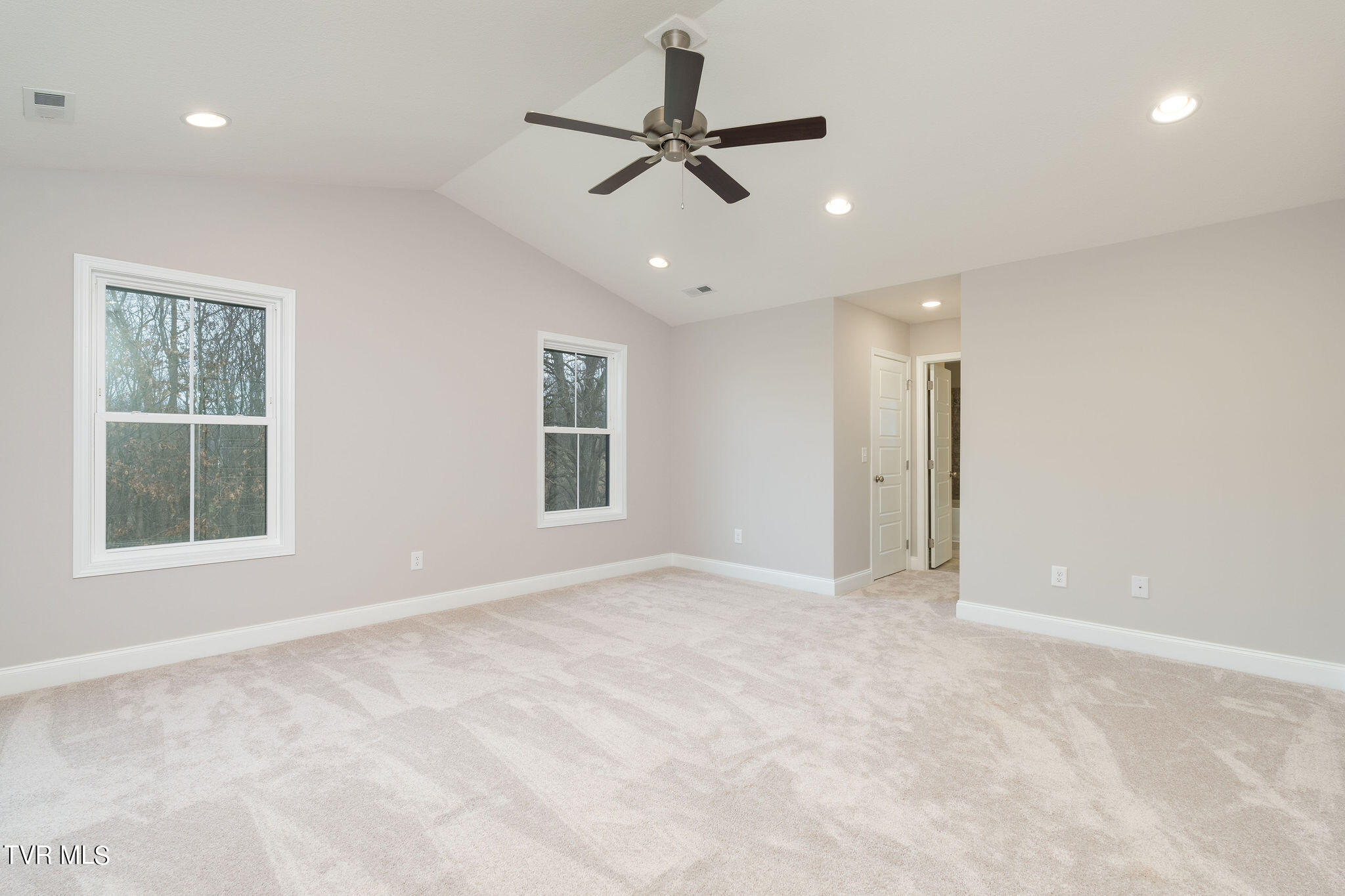 605 Ridgecrest Road Jonesborough, TN 37659 - Photo 13 of 18 DSC04863-Edit