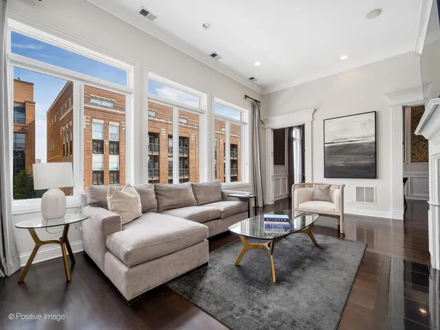 $1,699,000 | 1359 West Fullerton Avenue, Unit PH, Chicago, IL 60614