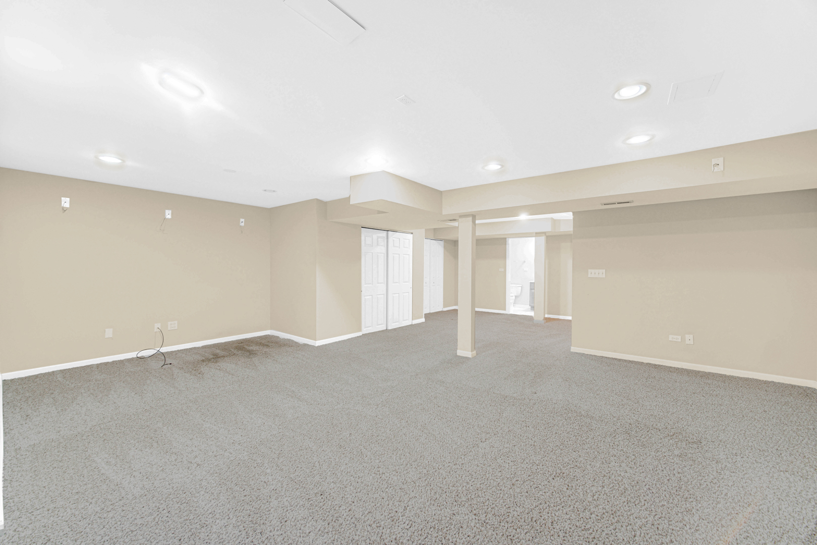 367 Bay Drive Itasca, IL 60143 - Photo 14 of 25