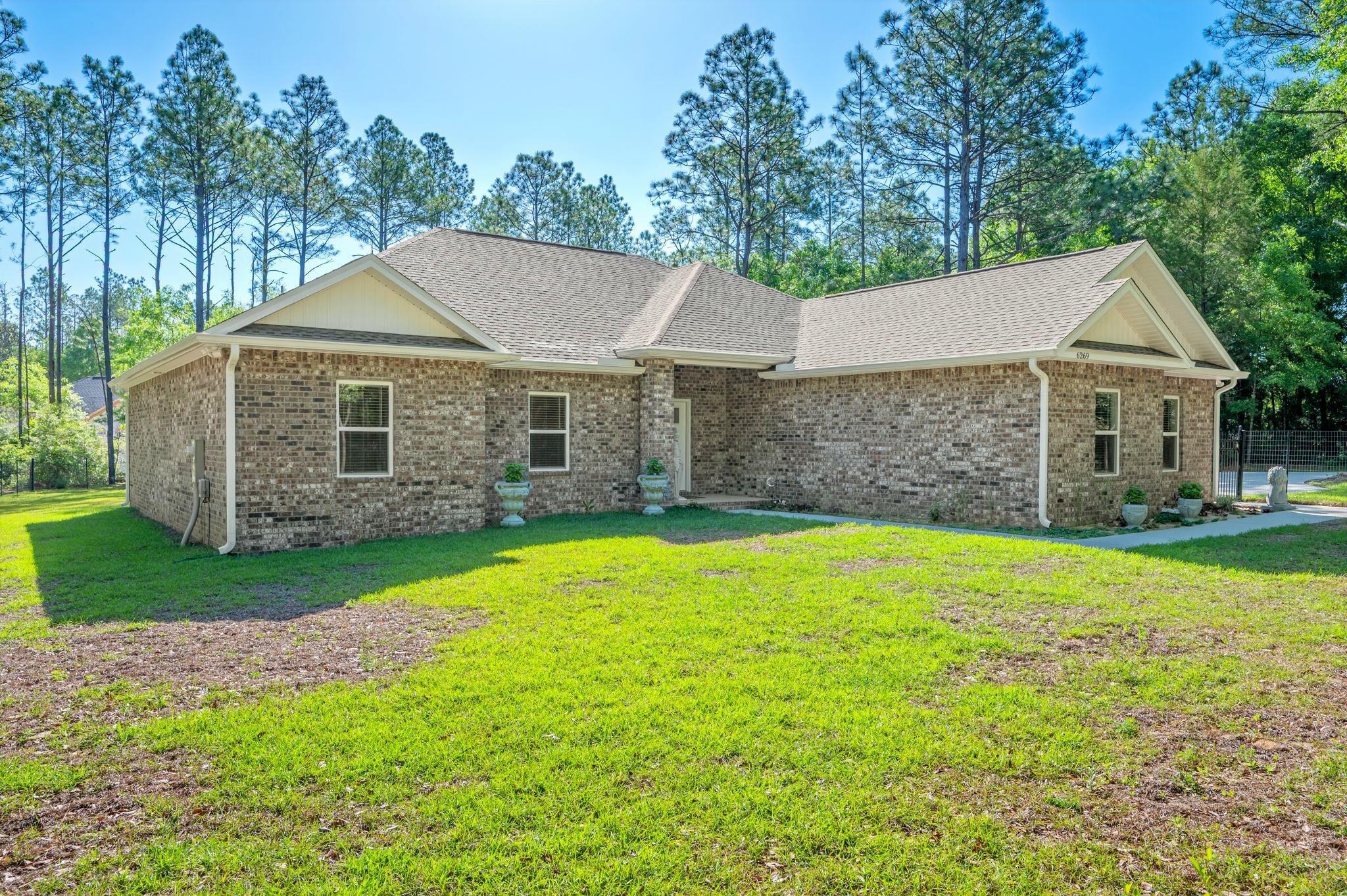 6269 Possum Ridge Road Crestview, FL 32539 - Photo 2 of 46 01