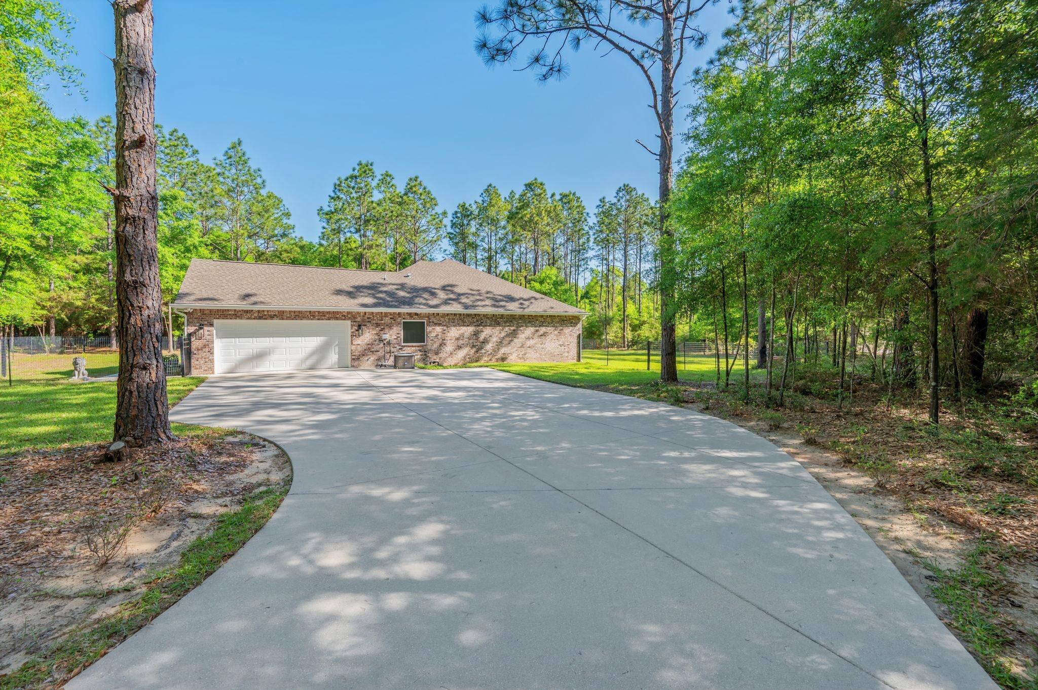 6269 Possum Ridge Road Crestview, FL 32539 - Photo 5 of 46 04