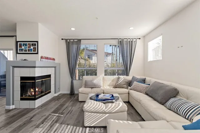 $1,199,000 | 5485 Marine Avenue, Hawthorne, CA 90250