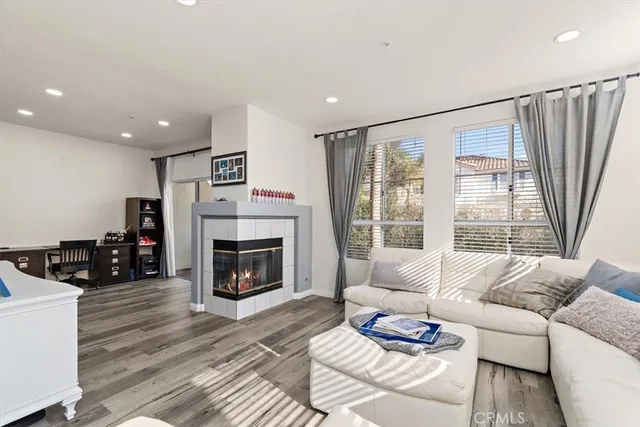 $1,199,000 | 5485 Marine Avenue, Hawthorne, CA 90250