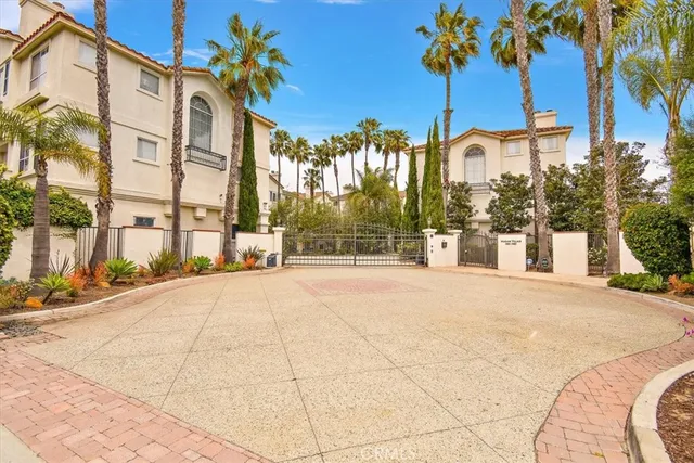 $1,199,000 | 5485 Marine Avenue, Hawthorne, CA 90250