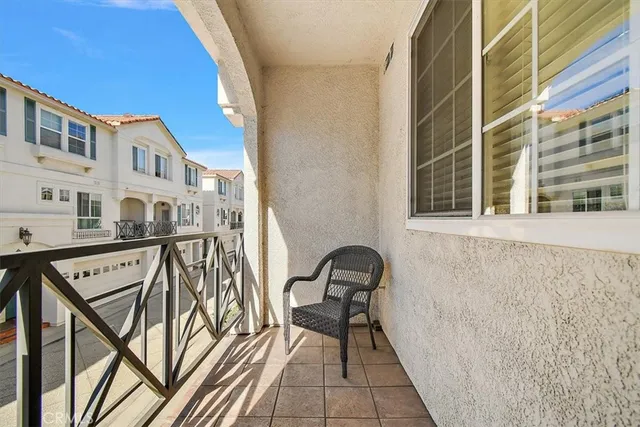 $1,199,000 | 5485 Marine Avenue, Hawthorne, CA 90250