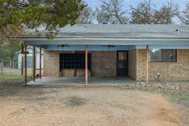 $1,350,000 | 150 Turner Lane, Paige, TX 78659