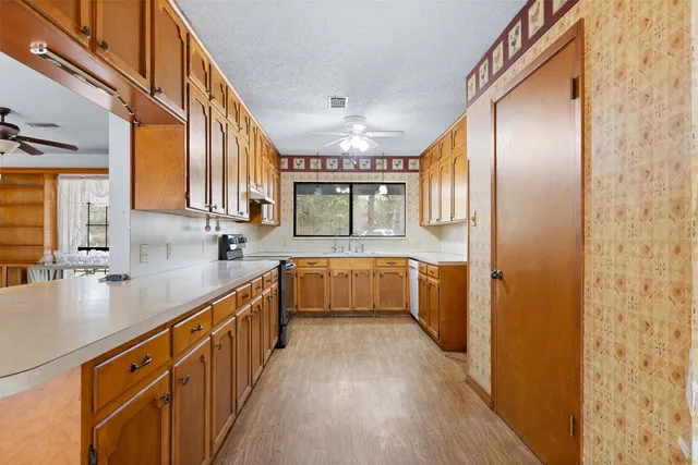 $1,350,000 | 150 Turner Lane, Paige, TX 78659