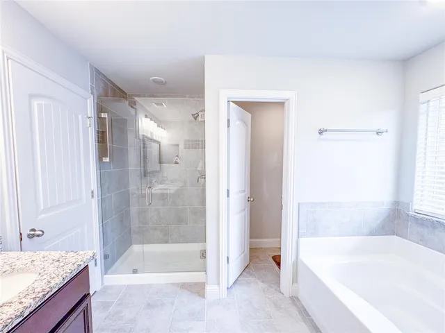 $320,000 | 704 Nolan Drive, Sherman, TX 75092