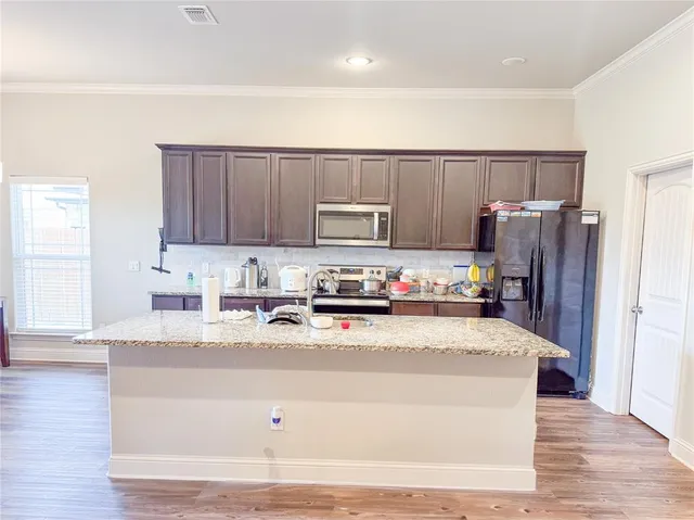 $320,000 | 704 Nolan Drive, Sherman, TX 75092