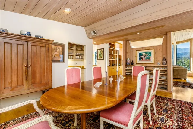 $1,885,000 | 4225 VÃa Padova, Claremont, CA 91711