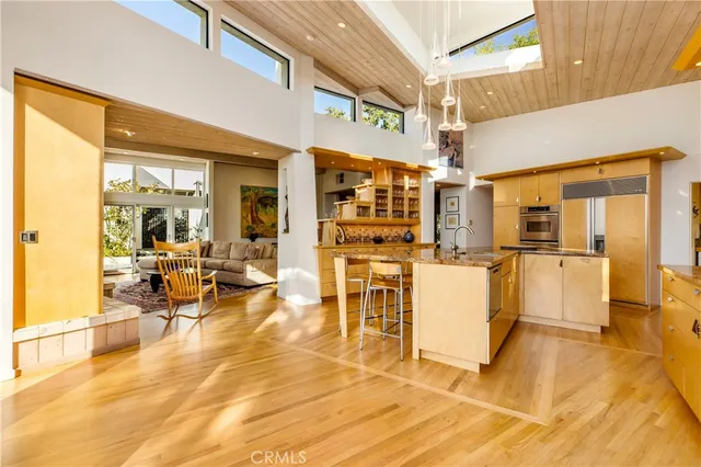 $1,885,000 | 4225 VÃa Padova, Claremont, CA 91711