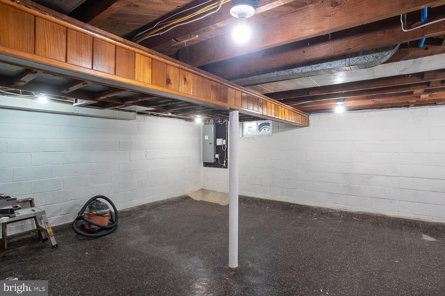 58 Collins Road Trenton, NJ 08619 - Photo 22 of 23 Gallery Image 22