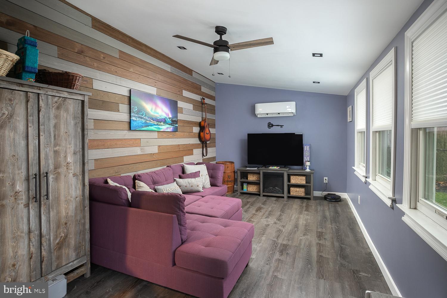58 Collins Road Trenton, NJ 08619 - Photo 9 of 23 Gallery Image 9