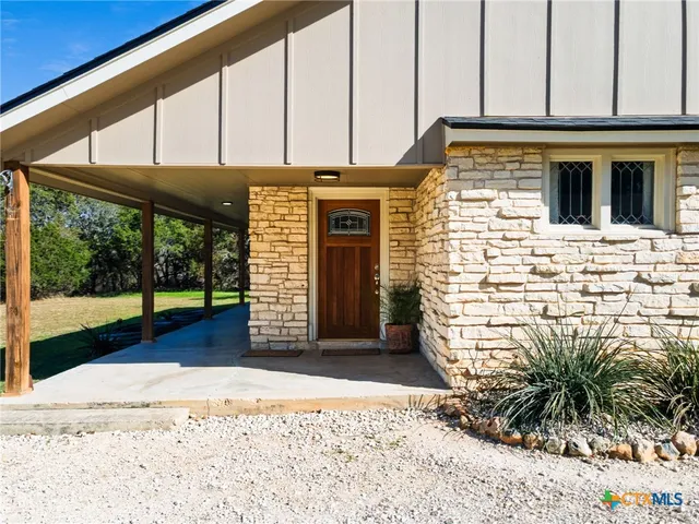 $618,000 | 2742 County Road 111, Lampasas, TX 76550
