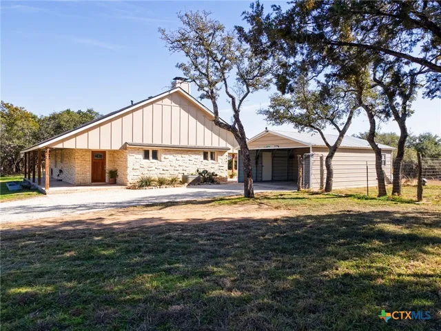 $618,000 | 2742 County Road 111, Lampasas, TX 76550