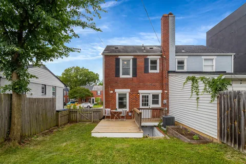 $600,000 | 2139 South Oxford Street, Arlington, VA 22204