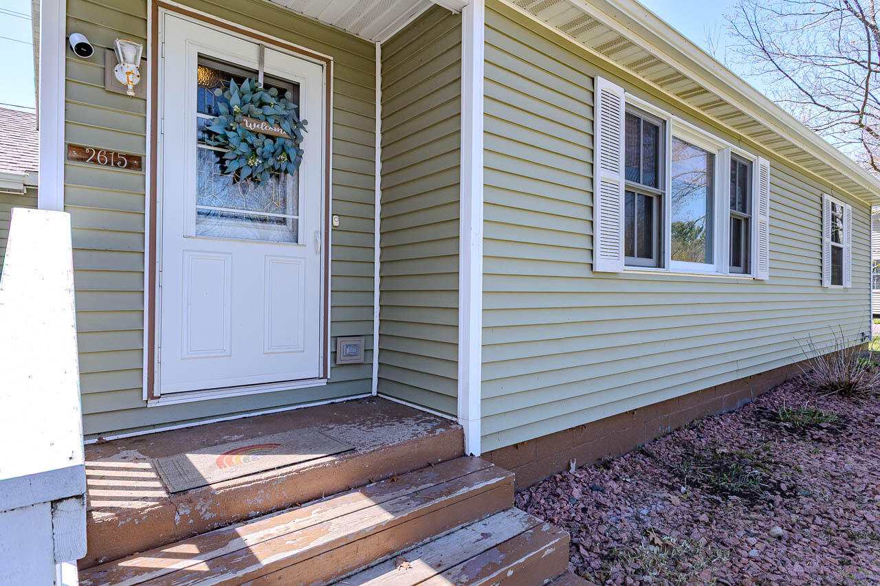 2615 West Main Street Merrill, WI 54452 - Photo 45 of 59 939A9964