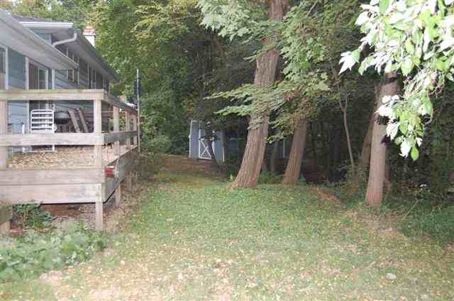 823-25 West Ravinwoods Road Peoria, IL 61615 - Photo 11 of 11 Gallery Image 11