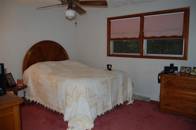 823-25 West Ravinwoods Road Peoria, IL 61615 - Photo 8 of 11 Gallery Image 8