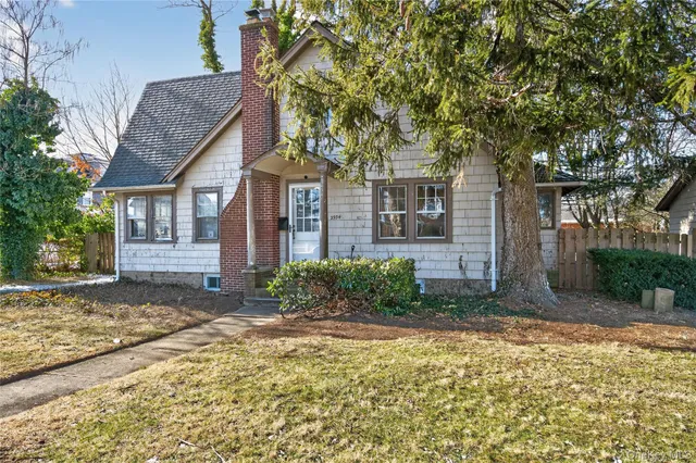 $639,000 | 2934 Dahlia Avenue, Baldwin, NY 11510