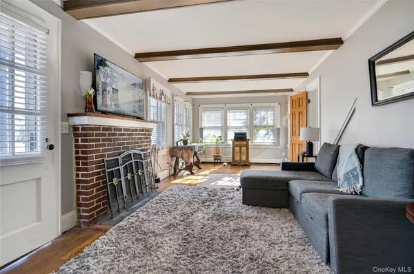 $639,000 | 2934 Dahlia Avenue, Baldwin, NY 11510