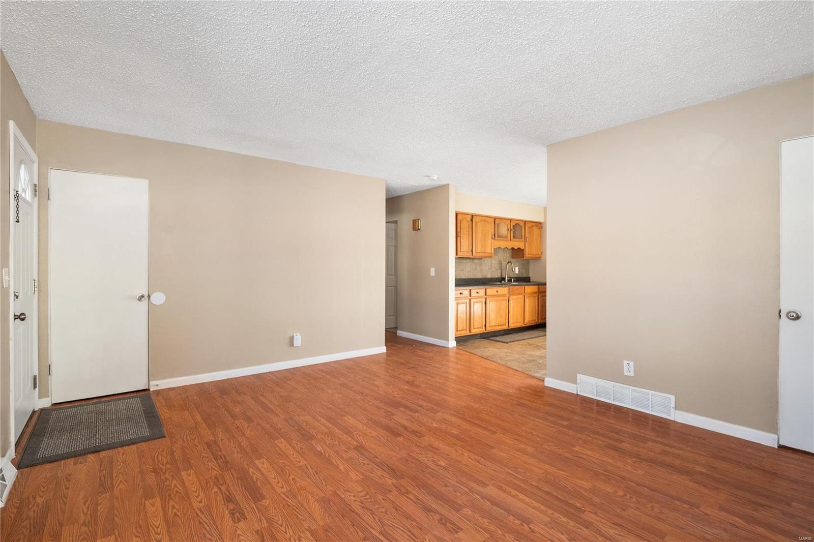401 South Riebeling Street Columbia, IL 62236 - Photo 7 of 39 Gallery Image 7