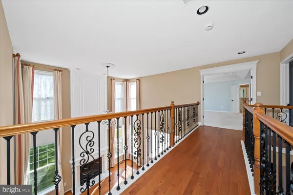 $749,900 | 318 Mourning Dove Drive, Newark, DE 19711