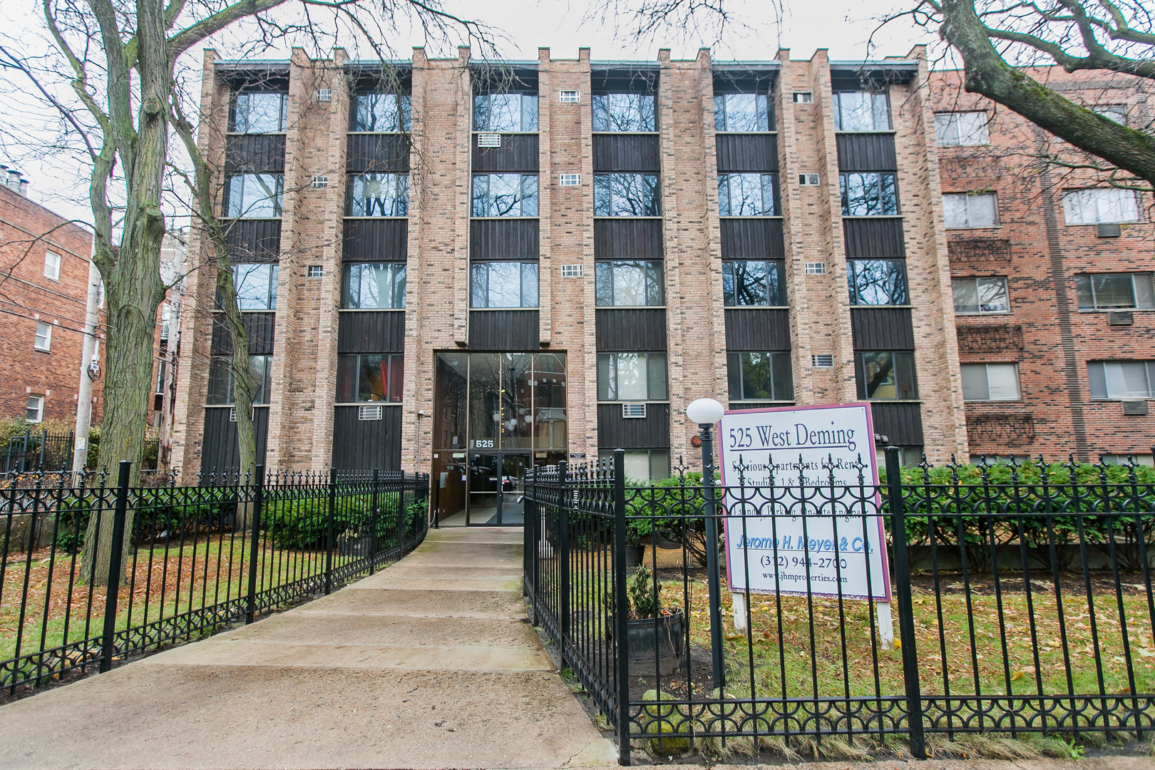 525 West Deming Place, Unit 510 Chicago, IL 60614 - Photo 1 of 10