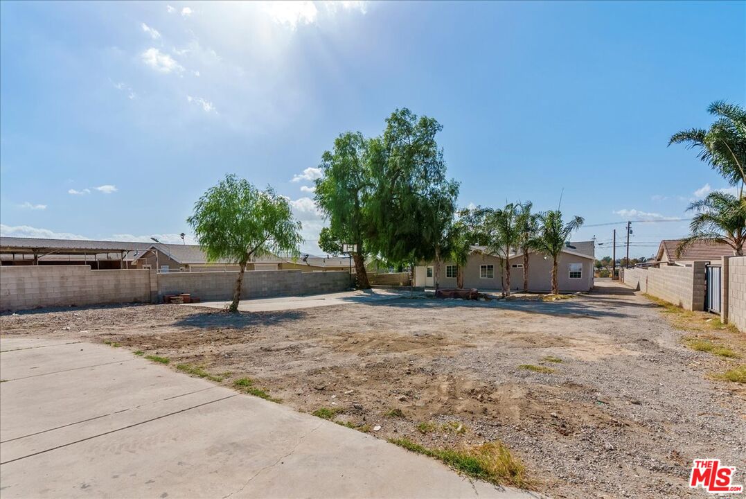 5854 Pedley Road Riverside, CA 92509 - Photo 30 of 36 a backyard of a house