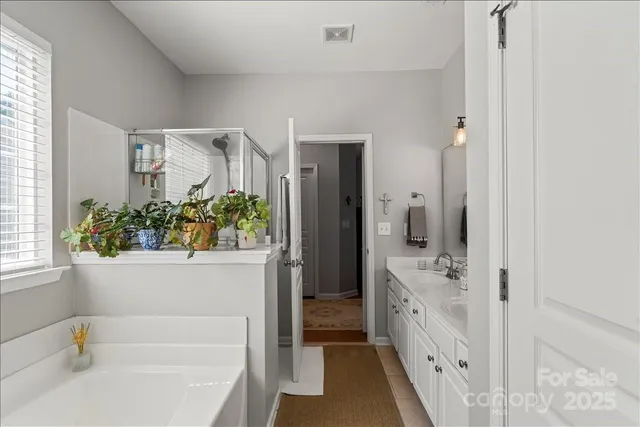 $485,000 | 1024 Kensrowe Lane, Matthews, NC 28104