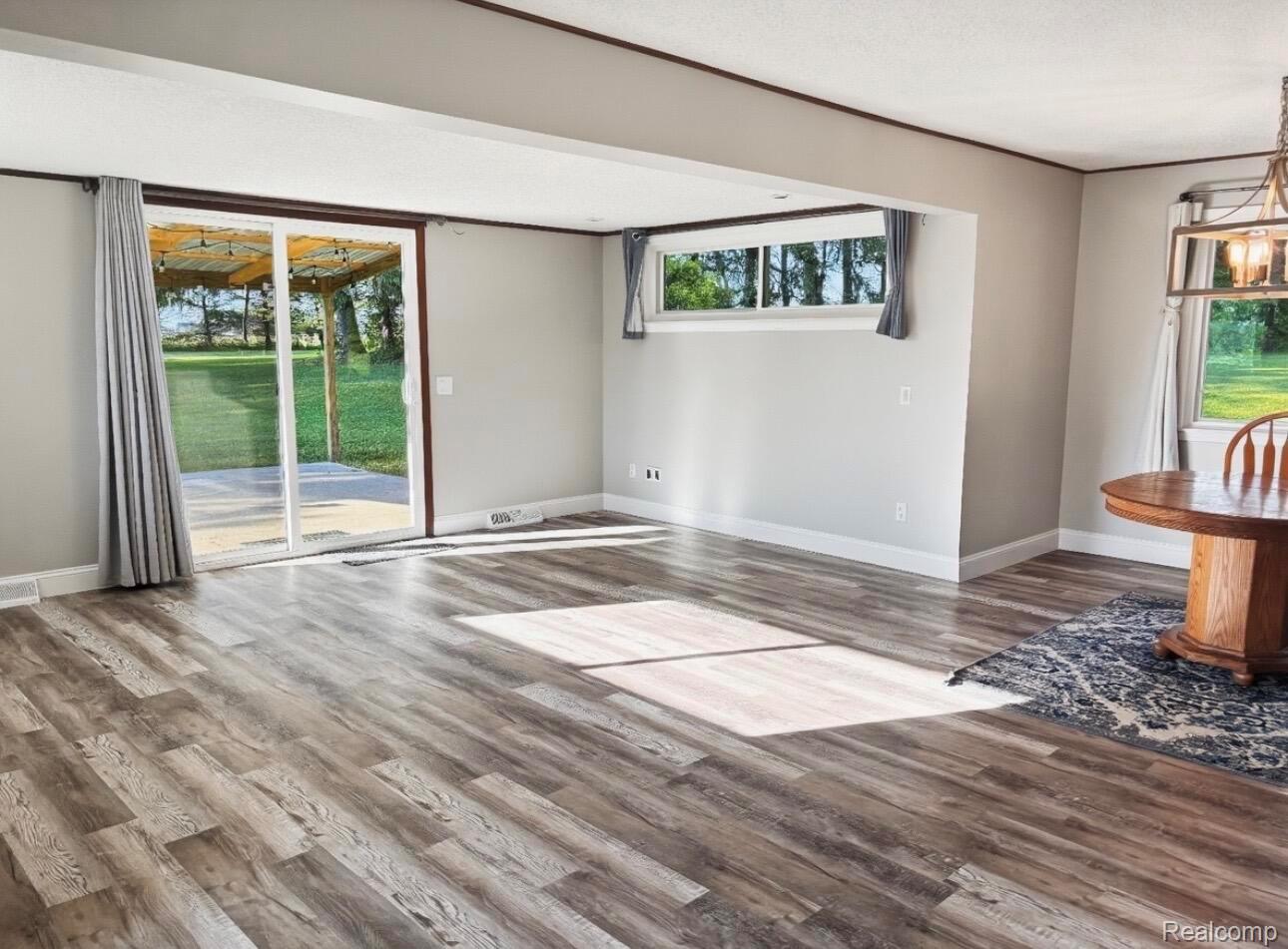 3835 North Graham Road Freeland, MI 48623 - Photo 5 of 30