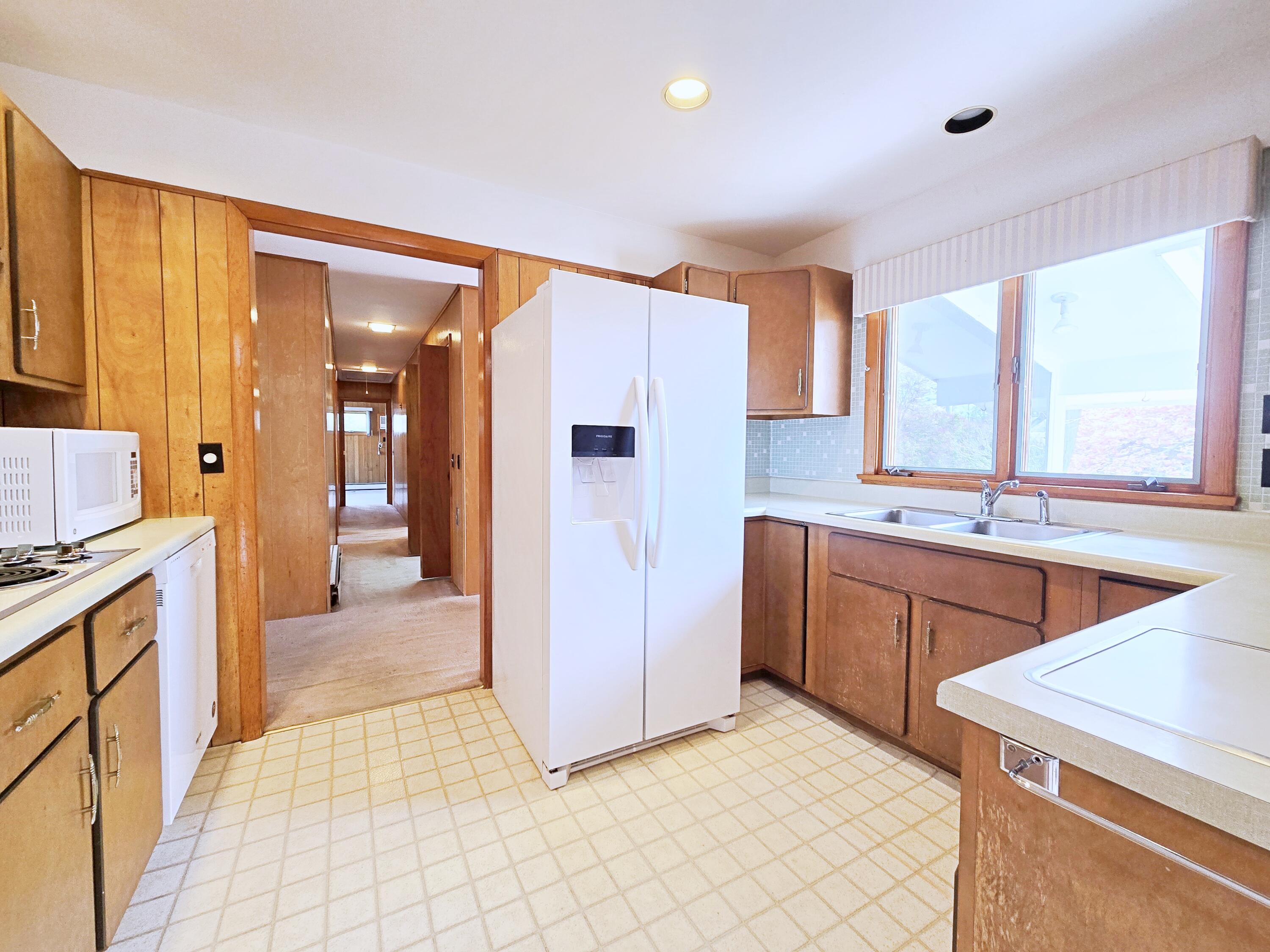56 Locust Road Orleans, MA 02653 - Photo 27 of 90 20260508_101701 ()