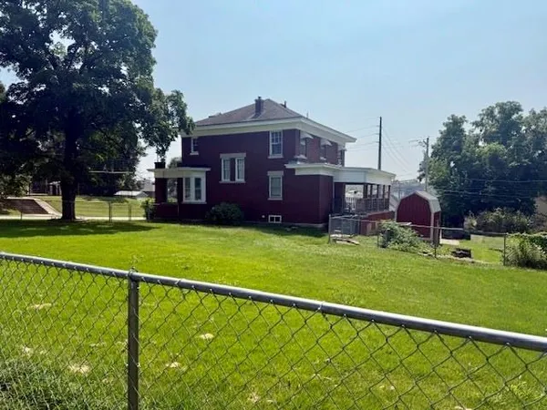 $235,000 | 119 North 14th Street, Atchison, KS 66002