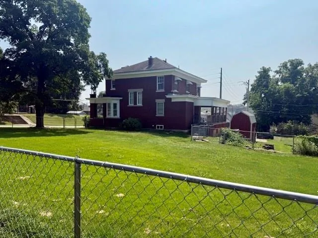 $250,000 | 119 North 14th Street, Atchison, KS 66002